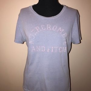 Abercrombie & Fitch tee sz L (Runs on small size)